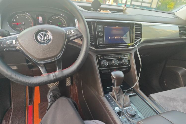 Used Volkswagen Teramont 2019 380TSI Four-Wheel Drive Luxury Version China V Standard Center Console