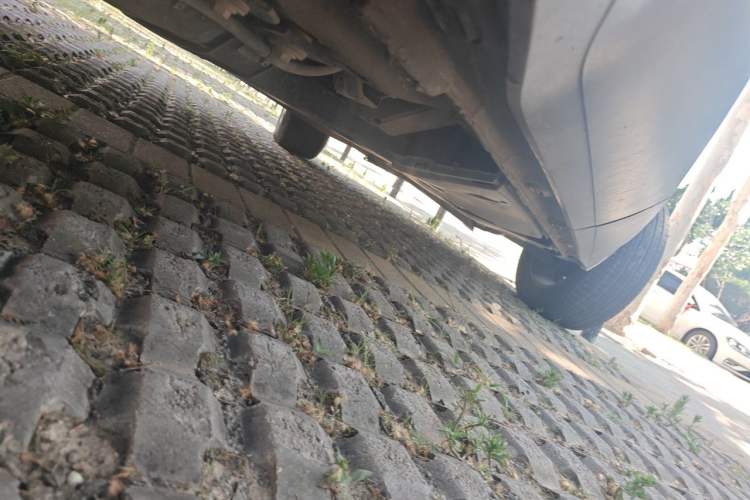 Used Volkswagen Teramont  Chassis Rear Right
