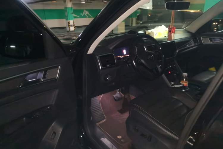 Used Volkswagen Teramont 2019 330TSI Two-Wheel-Drive Luxury Edition China V Standard Driver Seat