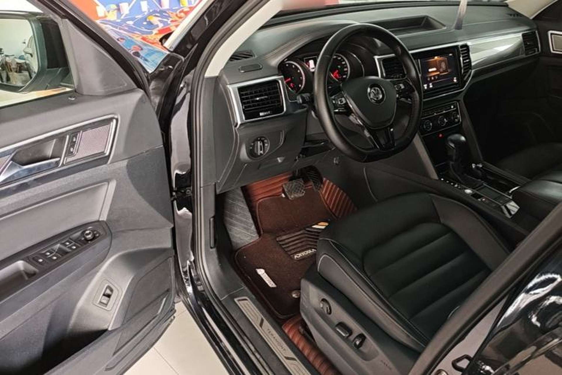 Used Volkswagen Teramont 2019 330TSI Two-Wheel-Drive Luxury Edition China V Standard Driver Seat