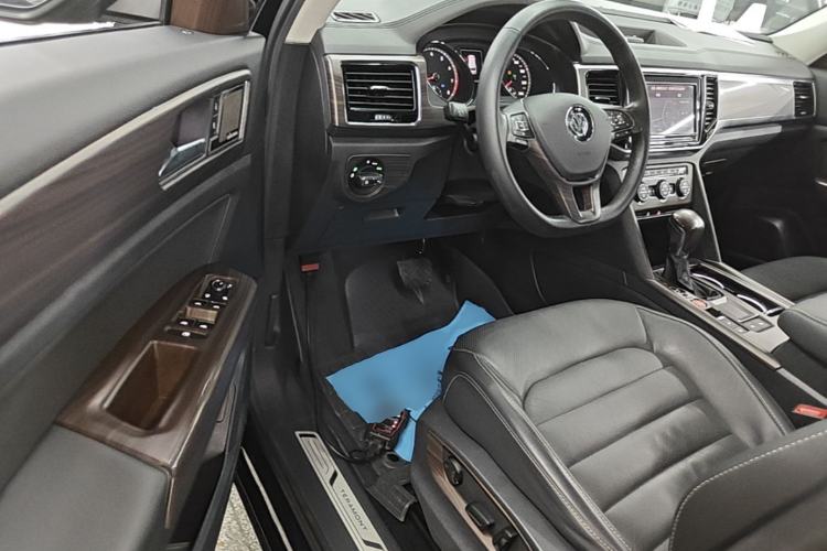 Used Volkswagen Teramont 2019 330TSI Two-Wheel-Drive Luxury Edition China V Standard Driver Seat