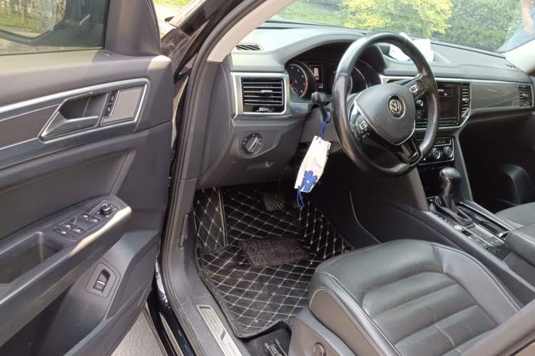 Used Volkswagen Teramont 2019 330TSI Two-Wheel-Drive Luxury Edition China VI Standard Driver Seat