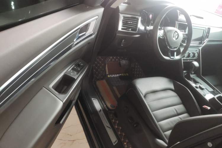 Used Volkswagen Teramont 2019 380TSI Four-Wheel Drive Luxury Version China V Standard Driver Seat