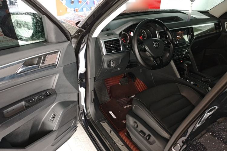 Used Volkswagen Teramont 2019 330TSI Two-Wheel-Drive Luxury Edition China V Standard Driver Seat
