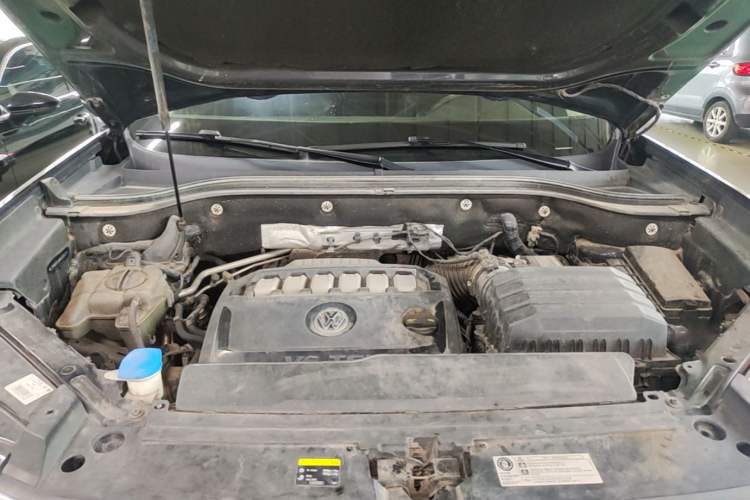Used Volkswagen Teramont 2019 530 V6 Four-Wheel Drive Prestige Flagship Edition China V Standard Engine Bay