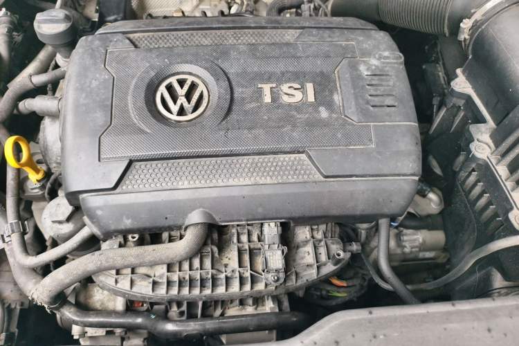Used Volkswagen Teramont 2019 380TSI Four-Wheel Drive Comfort Edition China VI Standard Engine Bay