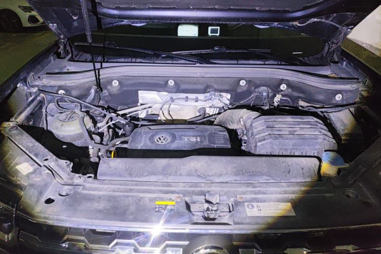 Used Volkswagen Teramont 2019 380TSI Four-Wheel Drive Luxury Version China V Standard Engine Bay