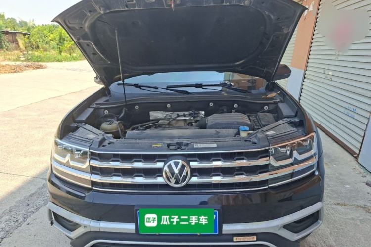 Used Volkswagen Teramont 2019 380TSI Four-Wheel Drive Comfort Edition China VI Standard Engine Bay
