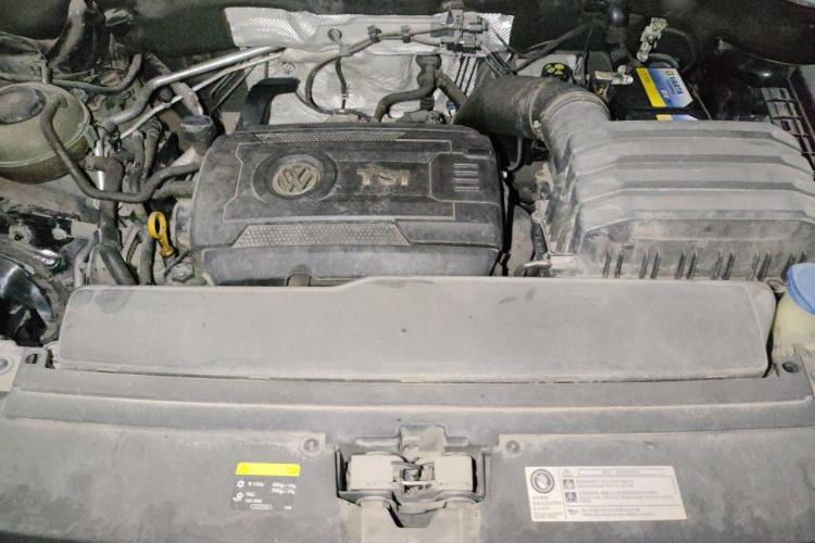 Used Volkswagen Teramont 2019 380TSI Four-Wheel Drive Luxury Version China VI Standard Engine Bay