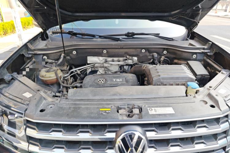 Used Volkswagen Teramont 2019 380TSI Four-Wheel Drive Luxury Version China V Standard Engine Bay