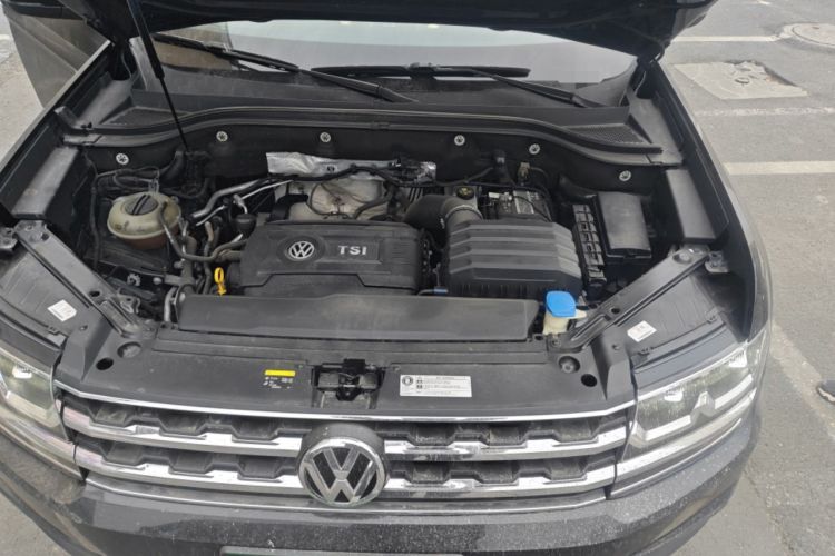 Used Volkswagen Teramont 2019 380TSI Four-Wheel Drive Luxury Version China V Standard Engine Bay