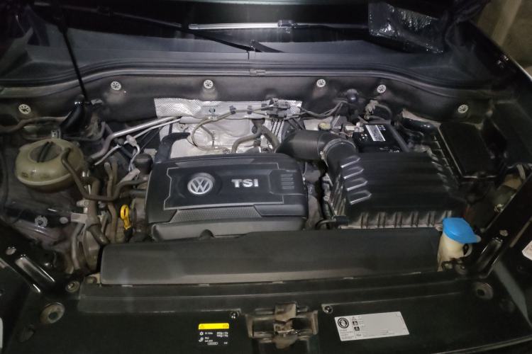 Used Volkswagen Teramont 2019 380TSI Four-Wheel Drive Comfort Edition China V Standard Engine Bay