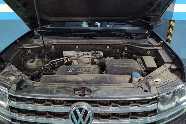 Used Volkswagen Teramont 2019 380TSI Four-Wheel Drive Luxury Version China VI Standard Engine Bay