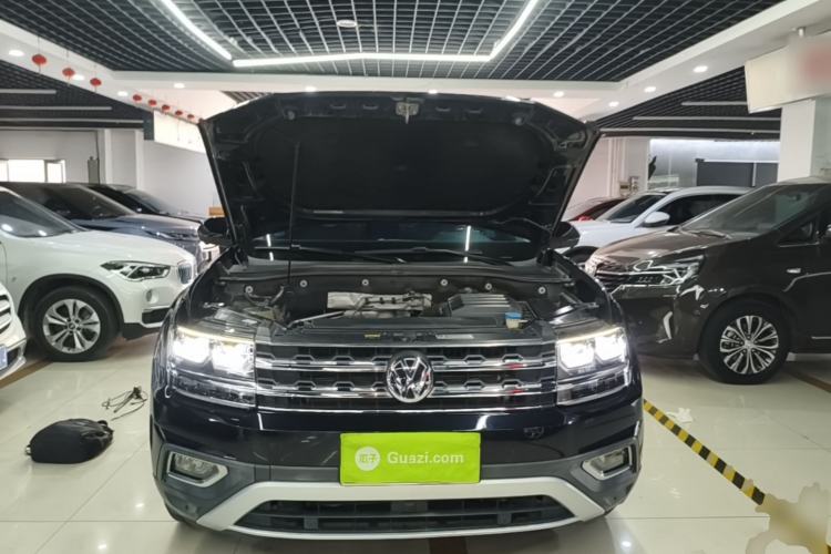 Used Volkswagen Teramont 2019 380TSI Four-Wheel Drive Luxury Version China V Standard Engine Bay
