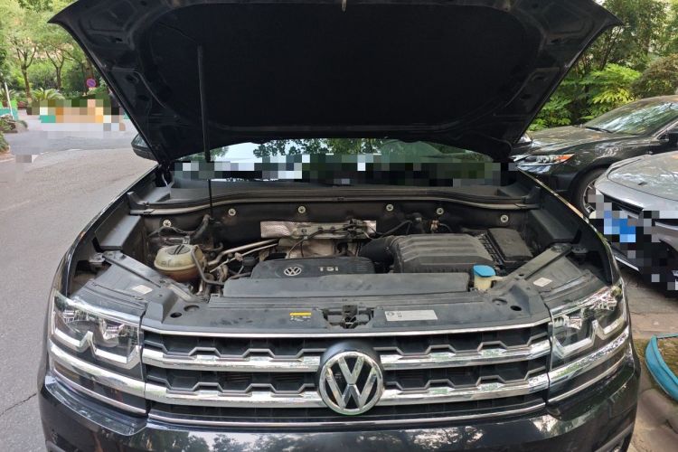 Used Volkswagen Teramont 2019 380TSI Four-Wheel Drive Luxury Version China VI Standard Engine Bay