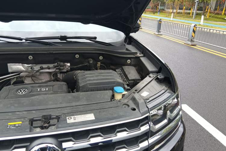 Used Volkswagen Teramont 2019 380TSI Four-Wheel Drive Luxury Version China V Standard Engine Bay Left