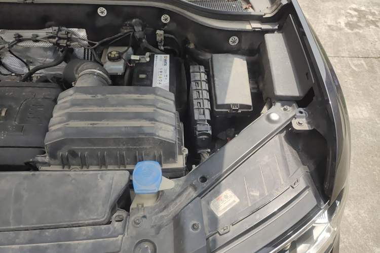 Used Volkswagen Teramont 2019 380TSI Four-Wheel Drive Luxury Version China VI Standard Engine Bay Left