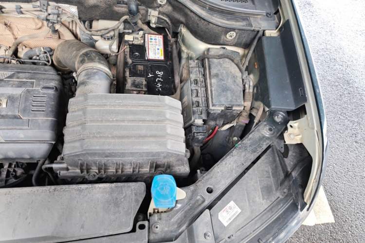 Used Volkswagen Teramont 2019 380TSI Four-Wheel Drive Comfort Edition China VI Standard Engine Bay Left