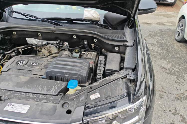 Used Volkswagen Teramont 2019 380TSI Four-Wheel Drive Luxury Version China V Standard Engine Bay Left