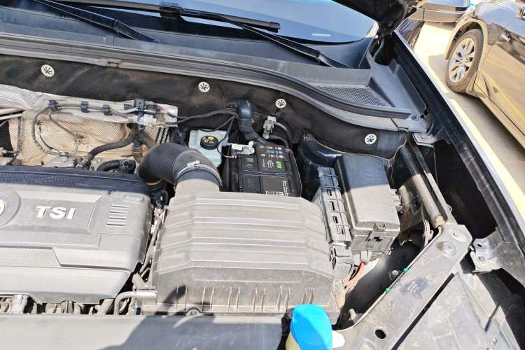 Used Volkswagen Teramont 2019 380TSI Four-Wheel Drive Luxury Version China V Standard Engine Bay Left