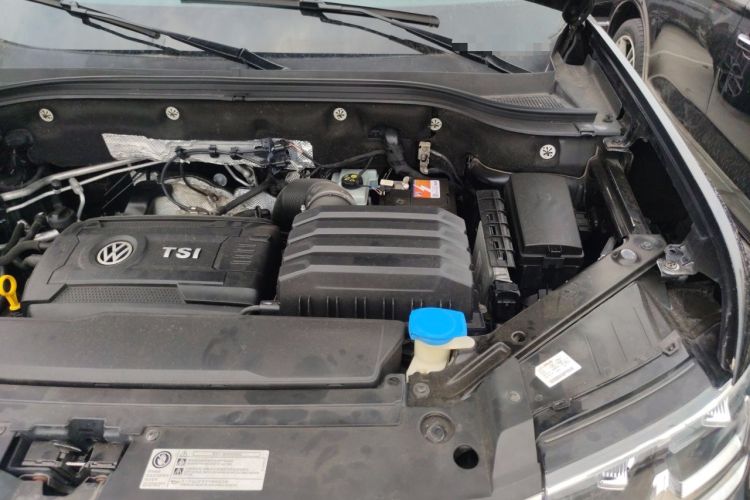 Used Volkswagen Teramont 2019 380TSI Four-Wheel Drive Luxury Version China VI Standard Engine Bay Left