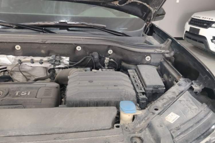 Used Volkswagen Teramont 2019 380TSI Four-Wheel Drive Luxury Version China V Standard Engine Bay Left