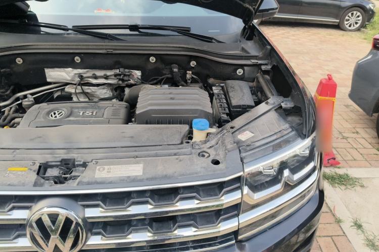 Used Volkswagen Teramont 2019 380TSI Four-Wheel Drive Luxury Version China VI Standard Engine Bay Left
