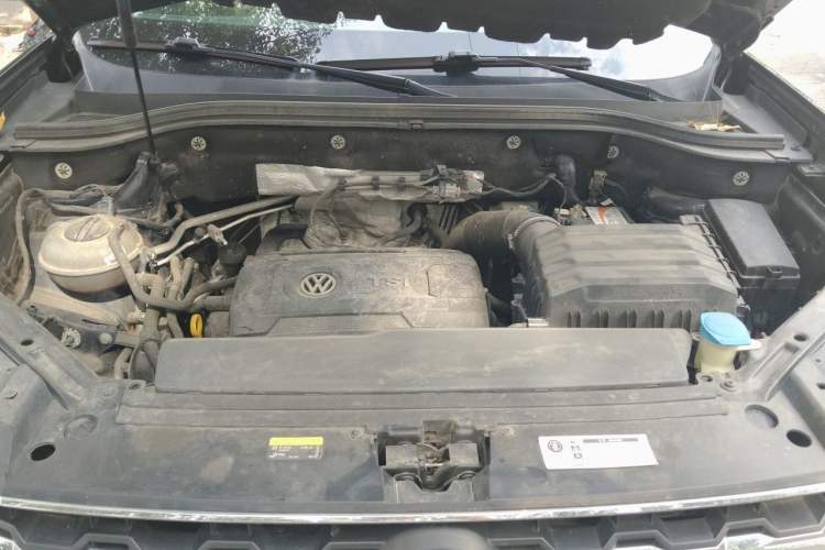 Used Volkswagen Teramont 2019 380TSI Four-Wheel Drive Luxury Version China V Standard Engine Bay