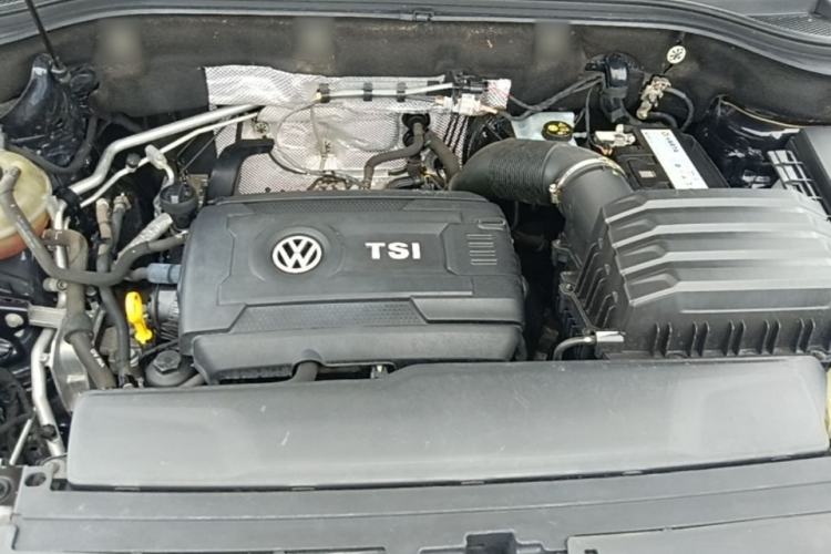 Used Volkswagen Teramont 2019 380TSI Four-Wheel Drive Luxury Version China V Standard Engine Bay