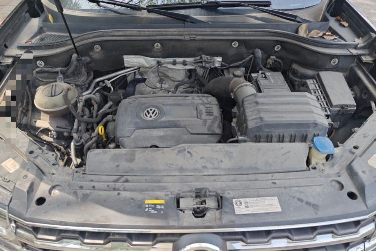 Used Volkswagen Teramont 2019 380TSI Four-Wheel Drive Luxury Version China VI Standard Engine Bay