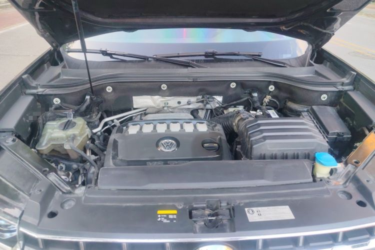 Used Volkswagen Teramont 2019 530 V6 Four-Wheel Drive Flagship Version China V Standard Engine Bay