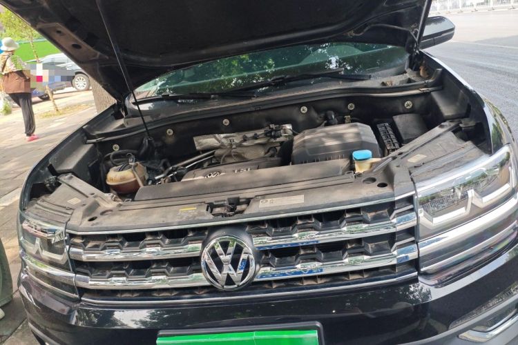 Used Volkswagen Teramont 2019 380TSI Four-Wheel Drive Luxury Version China VI Standard Engine Bay