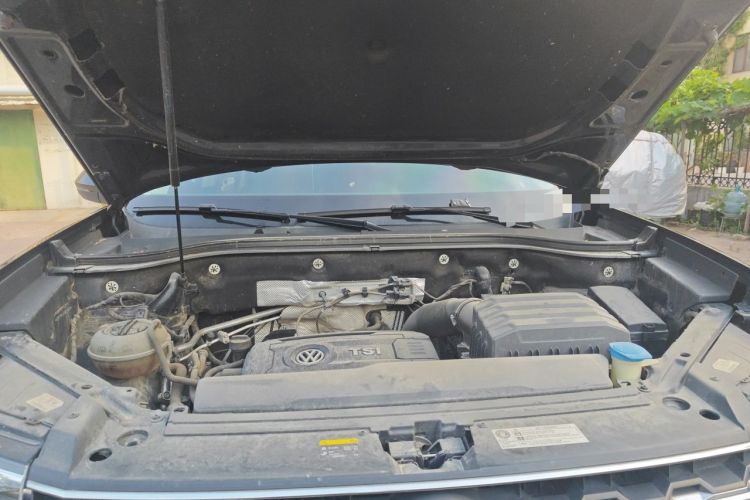 Used Volkswagen Teramont 2019 380TSI Four-Wheel Drive Luxury Version China V Standard Engine Bay