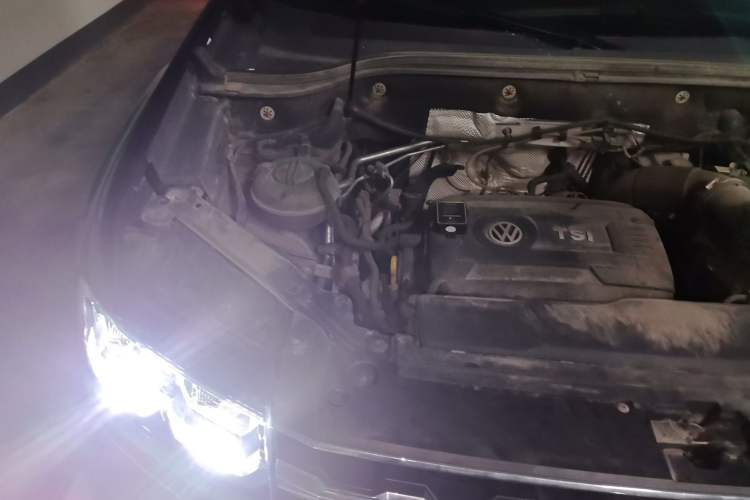 Used Volkswagen Teramont 2019 380TSI Four-Wheel Drive Luxury Version China VI Standard Engine Bay Right