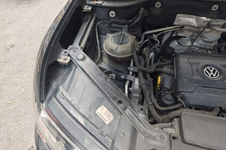 Used Volkswagen Teramont 2019 380TSI Four-Wheel Drive Comfort Edition China V Standard Engine Bay Right