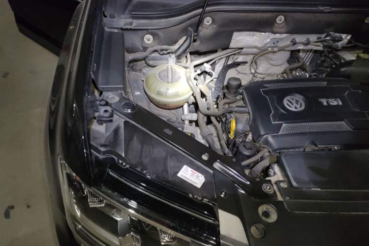 Used Volkswagen Teramont 2019 380TSI Four-Wheel Drive Comfort Edition China V Standard Engine Bay Right