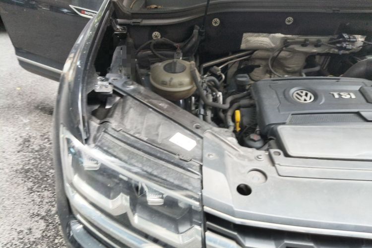 Used Volkswagen Teramont 2019 380TSI Four-Wheel Drive Luxury Version China VI Standard Engine Bay Right
