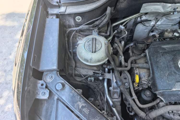 Used Volkswagen Teramont 2019 380TSI Four-Wheel Drive Luxury Version China VI Standard Engine Bay Right
