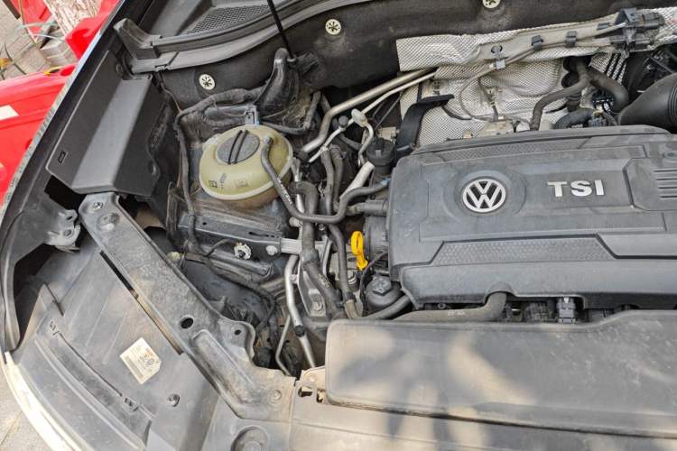 Used Volkswagen Teramont 2019 380TSI Four-Wheel Drive Luxury Version China V Standard Engine Bay Right