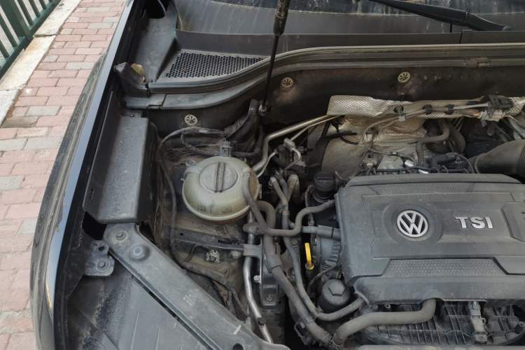 Used Volkswagen Teramont 2019 380TSI Four-Wheel Drive Comfort Edition China V Standard Engine Bay Right