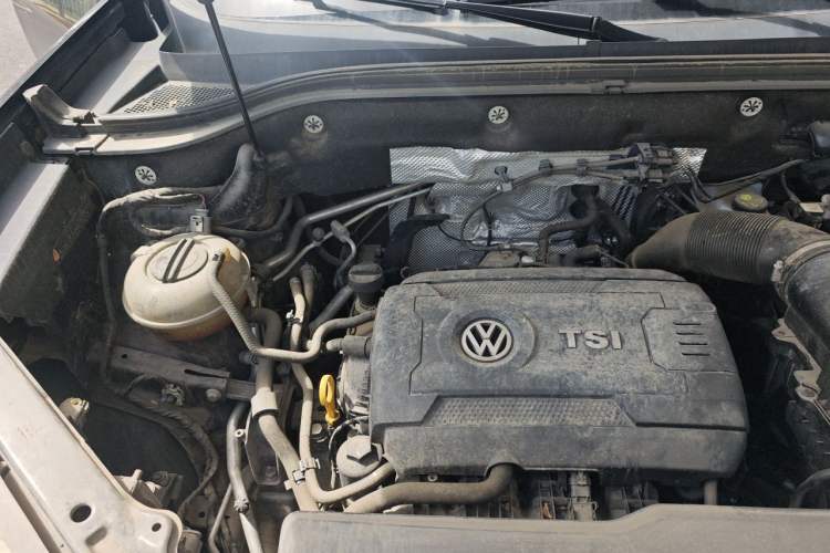 Used Volkswagen Teramont 2019 380TSI Four-Wheel Drive Luxury Version China VI Standard Engine Bay Right