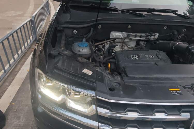 Used Volkswagen Teramont 2019 380TSI Four-Wheel Drive Luxury Version China V Standard Engine Bay Right