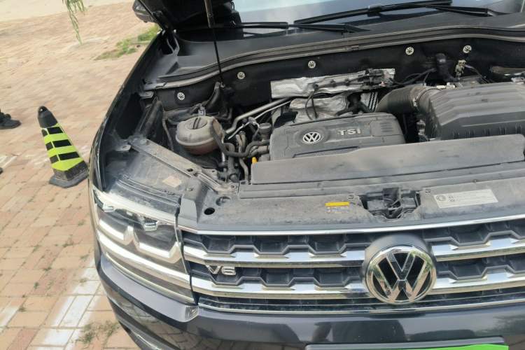 Used Volkswagen Teramont 2019 380TSI Four-Wheel Drive Luxury Version China VI Standard Engine Bay Right