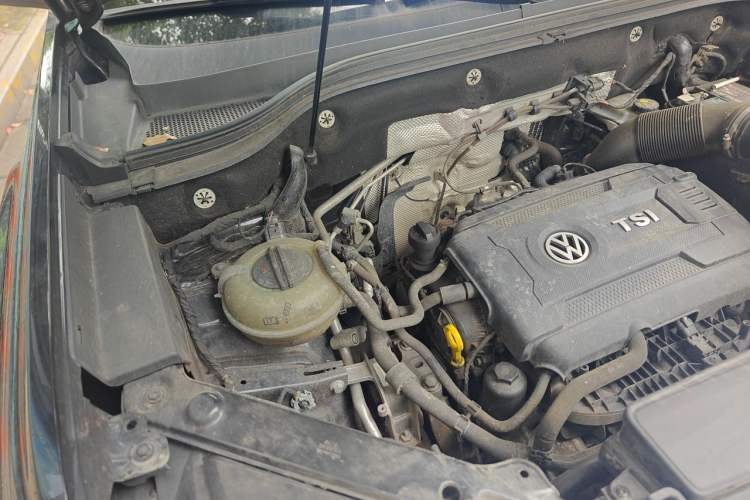Used Volkswagen Teramont 2019 380TSI Four-Wheel Drive Comfort Edition China VI Standard Engine Bay Right