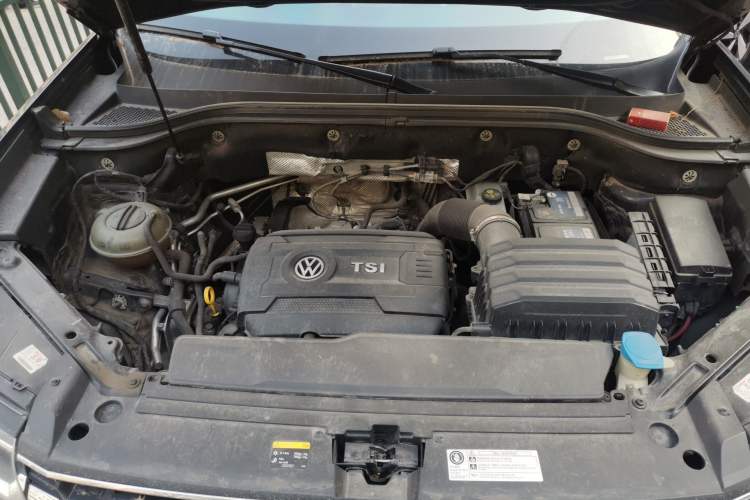 Used Volkswagen Teramont 2019 380TSI Four-Wheel Drive Comfort Edition China V Standard Engine Bay