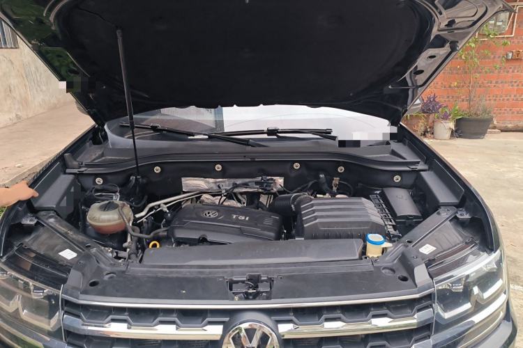 Used Volkswagen Teramont 2019 380TSI Four-Wheel Drive Luxury Version China VI Standard Engine Bay