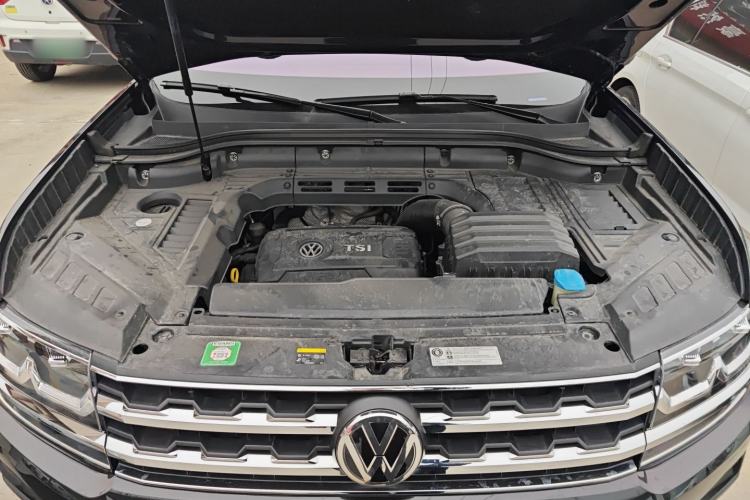 Used Volkswagen Teramont 2019 380TSI Four-Wheel Drive Luxury Version China VI Standard Engine Bay