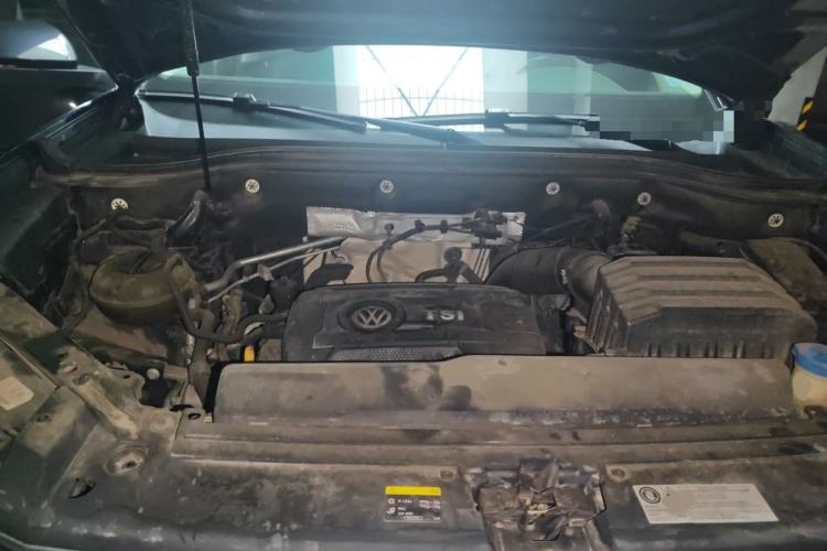 Used Volkswagen Teramont 2019 380TSI Four-Wheel Drive Luxury Version China VI Standard Engine Bay