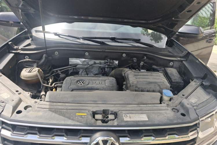 Used Volkswagen Teramont 2019 380TSI Four-Wheel Drive Luxury Version China VI Standard Engine Bay