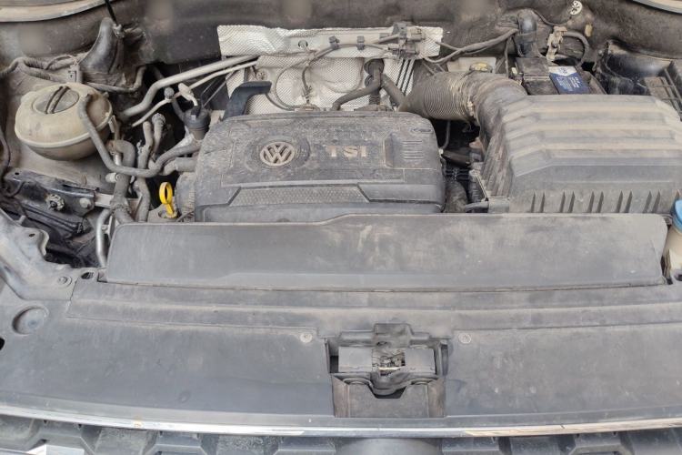 Used Volkswagen Teramont 2019 380TSI Four-Wheel Drive Luxury Version China VI Standard Engine Bay